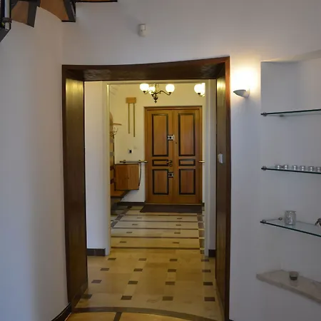 Stara Ochota 2* Varsó