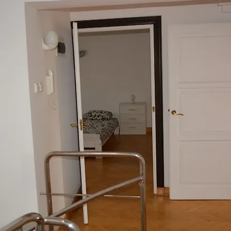 Stara Ochota Hotel